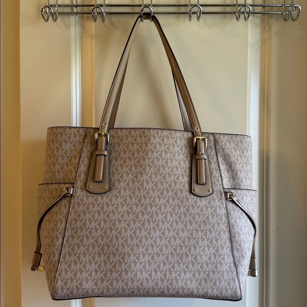 Authentic Michael Kors